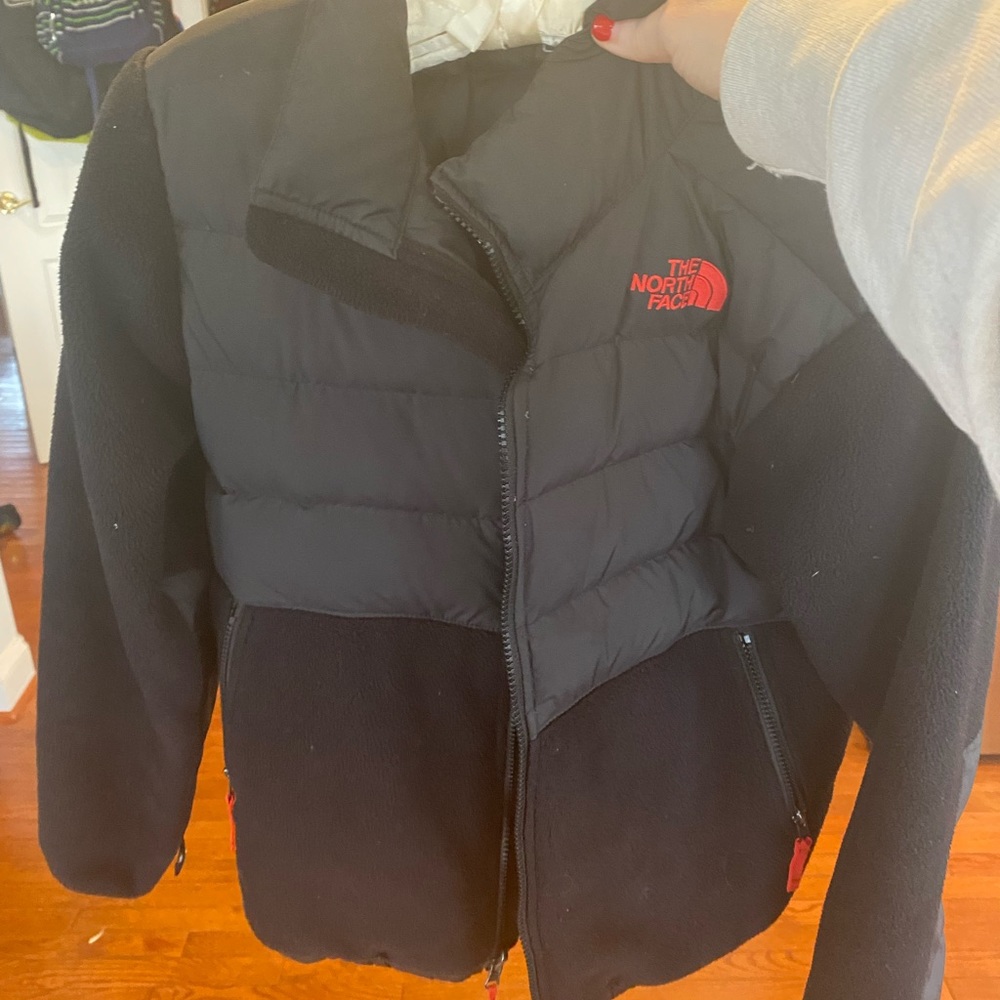 Black 550 North Face youth 14/16 jacket